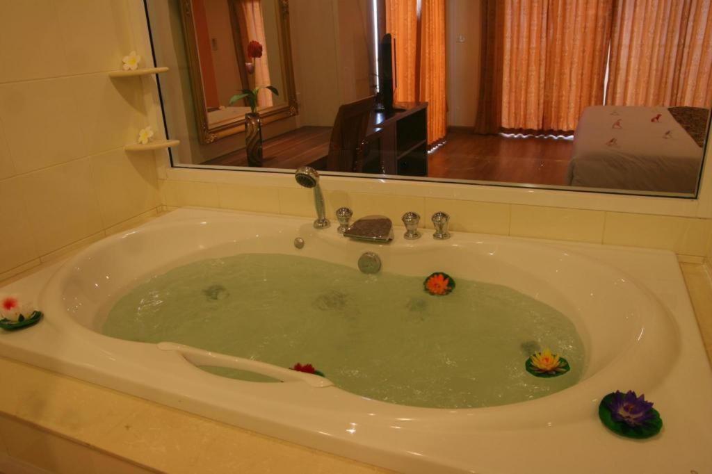 Siam Platinum Pattaya Hotel Екстериор снимка