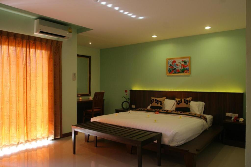 Siam Platinum Pattaya Hotel Екстериор снимка